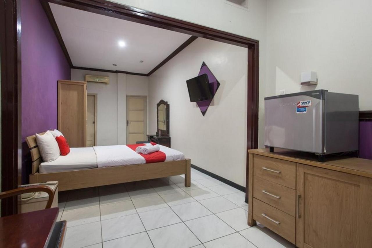 Reddoorz @ Urip Sumoharjo Hotel Сурабая Екстериор снимка