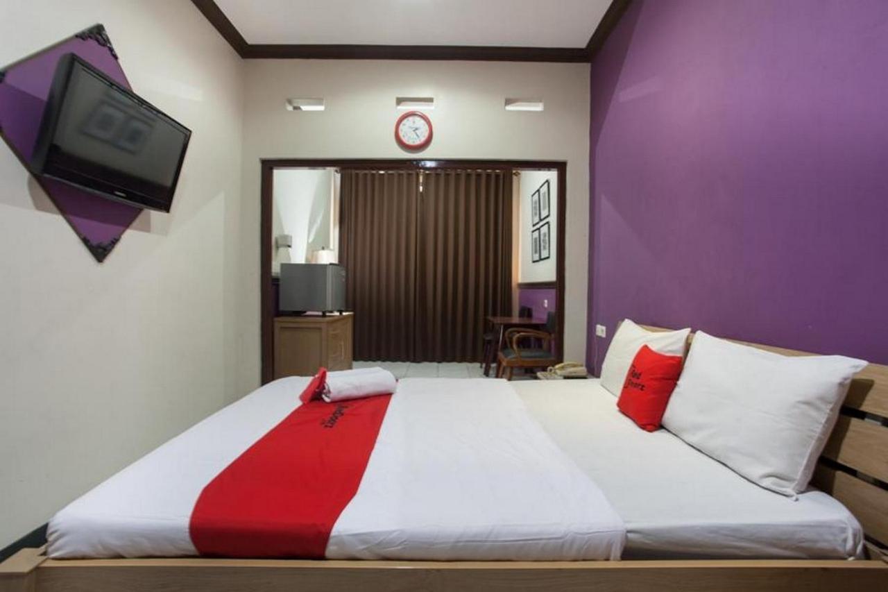 Reddoorz @ Urip Sumoharjo Hotel Сурабая Екстериор снимка